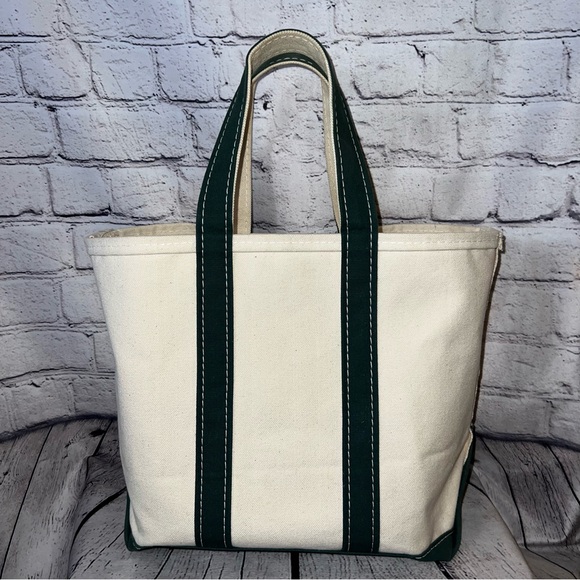 L.L. Bean Handbags - L.L. Bean Vintage 1980’s Boat and Tote Canvas Bag Medium Dark Green